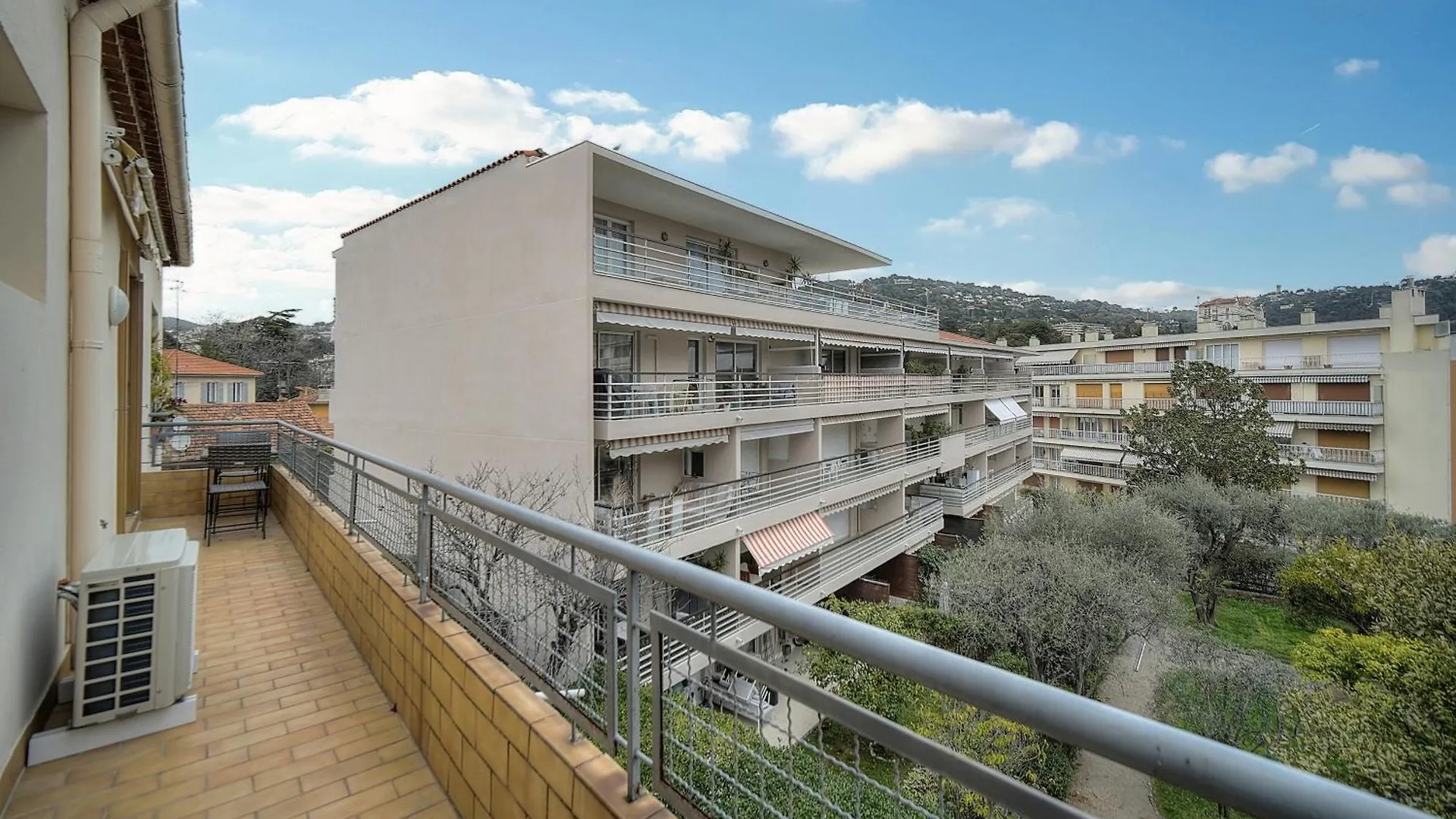 Apartament Tery - Terrasse - Moderne - Vca Cannes