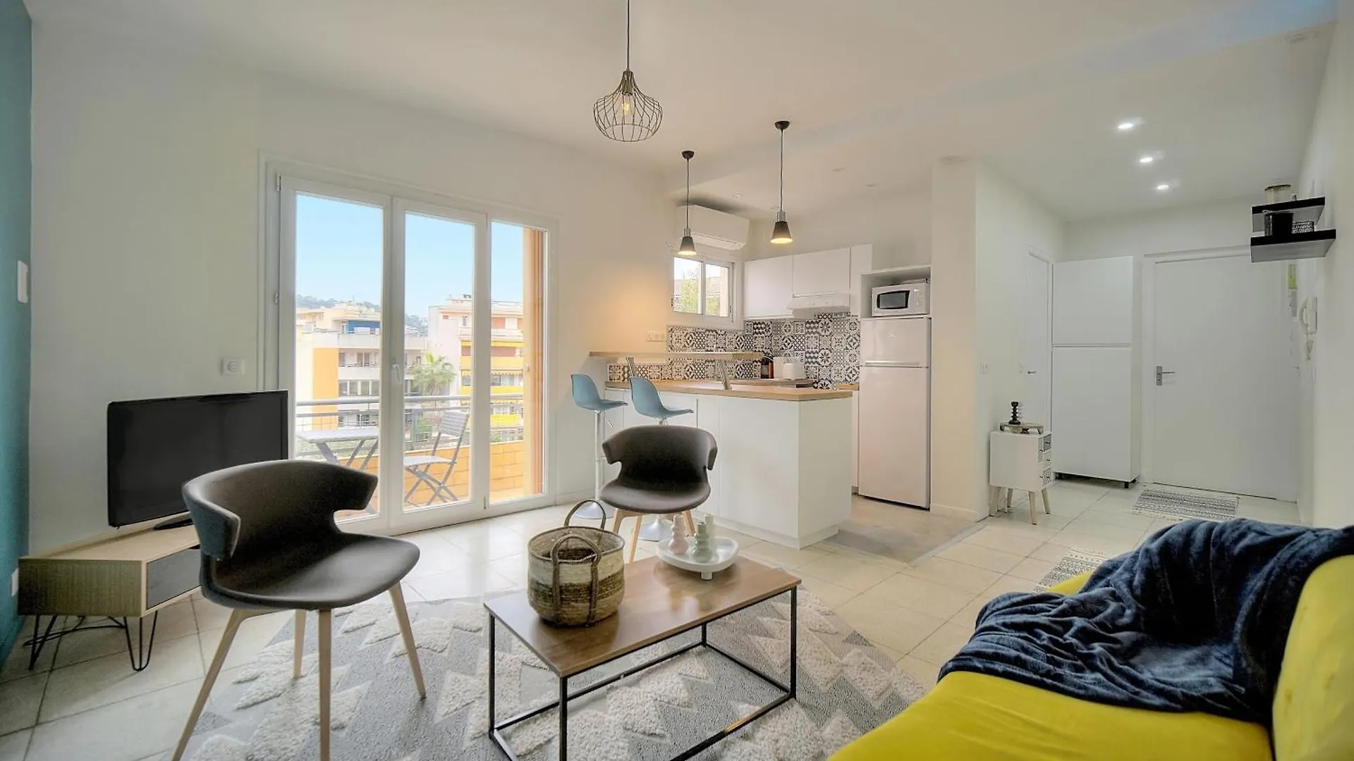 Tery - Terrasse - Moderne - Vca Appartement Cannes 0*,  Frankrijk